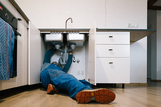 Professional Plumbing technician working in Falling Rock, WV